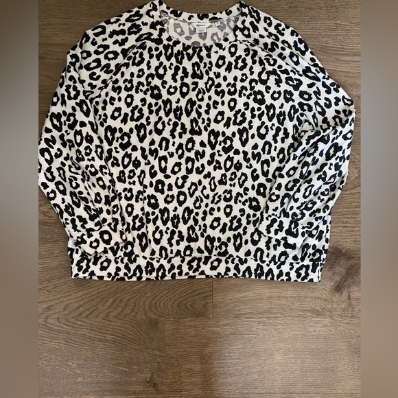 Plus Size Top - Picture 1 of 3